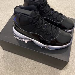 Air Jordan 11 Space Jam Size 9.5 Deadstock 