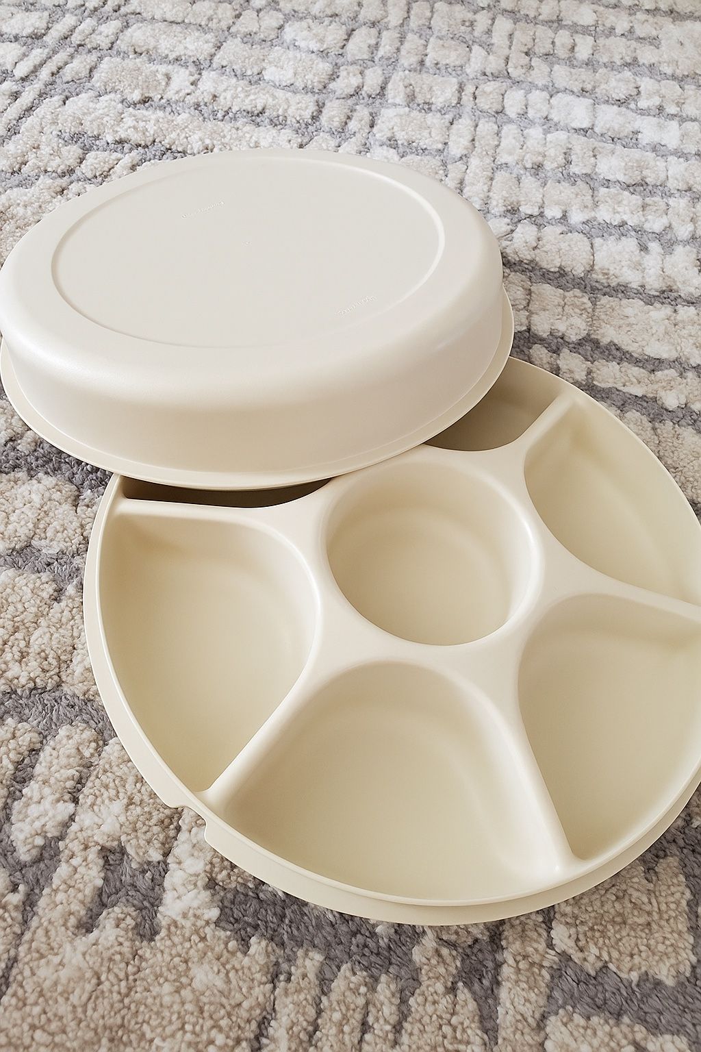 Tupperware Divided Tray