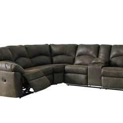 Tambo Canyon Reclining Sectional

