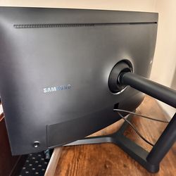 SAMSUNG LC32HG70QQN, C32HG70 32" HDR QLED 144Hz 1ms Curved Gaming Monitor with Freesync, Dark Blue BlackMatt