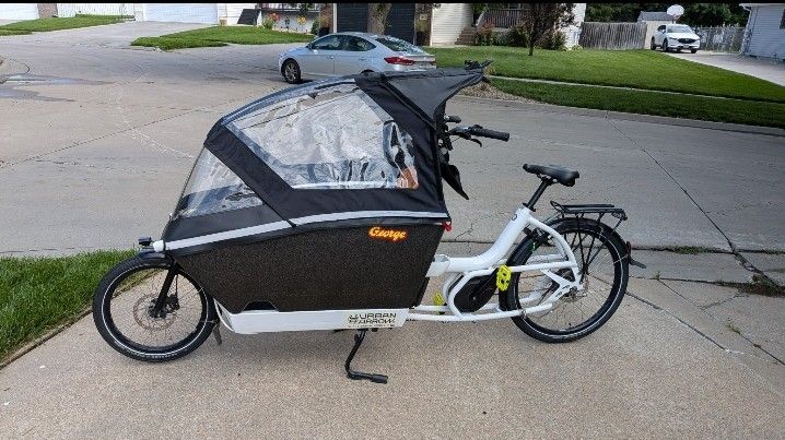 Urban Arrow Family Performance Line
