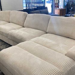New 4 Piece Modular Sectional Couch! Includes Free Delivery 🚚!