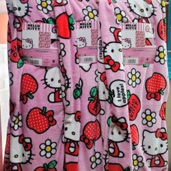HELLO KITTY BLANKETS