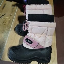 snow boots size 9c