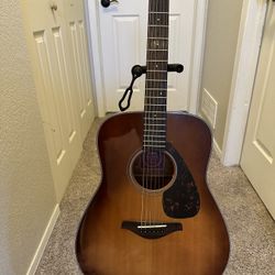 Yamaha Guitar / Guitarra 