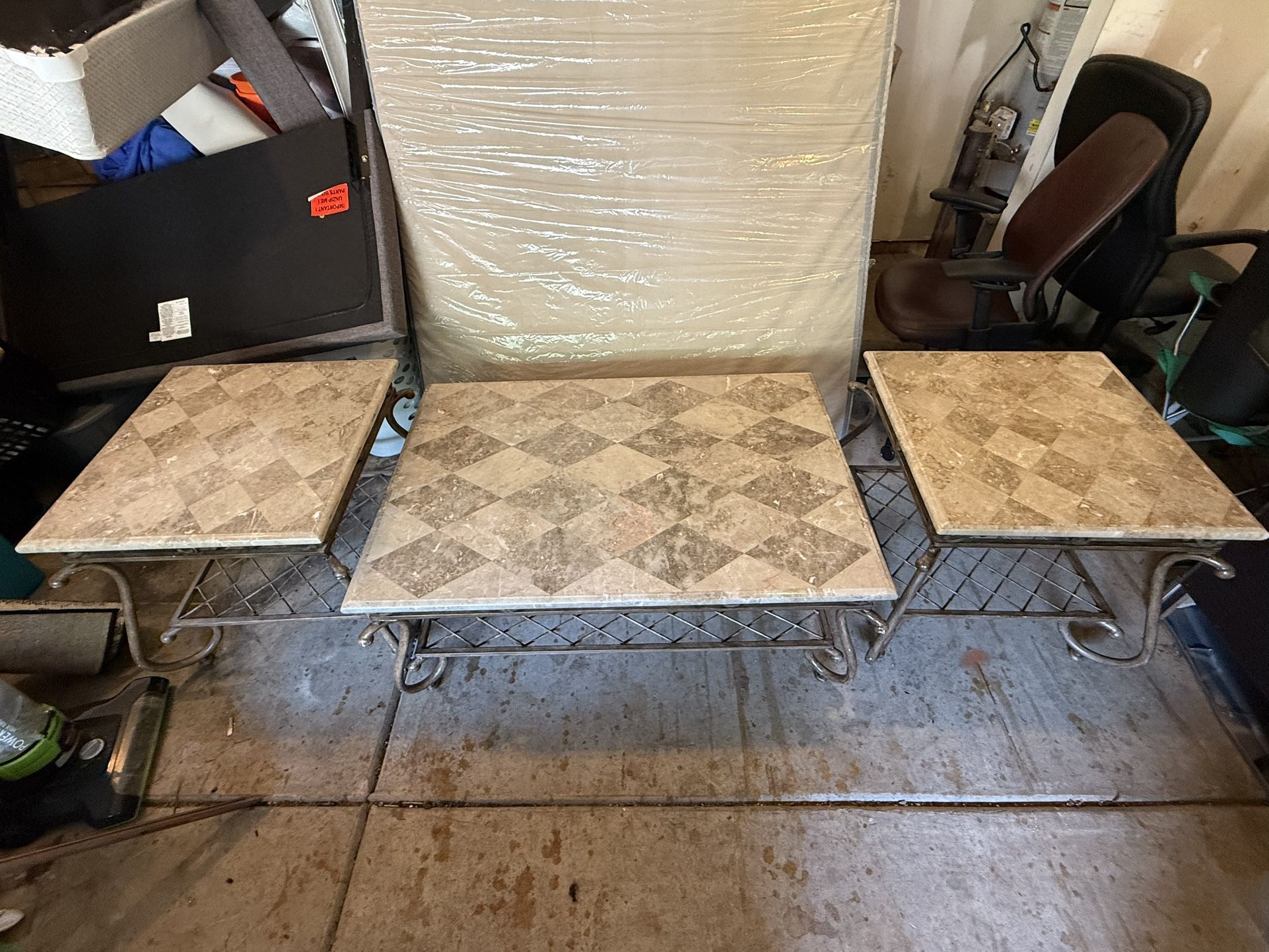 Coffee & End Table Set