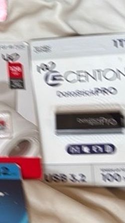 Centon DataStick PRO 1TB USB 3.2 Flash Drive