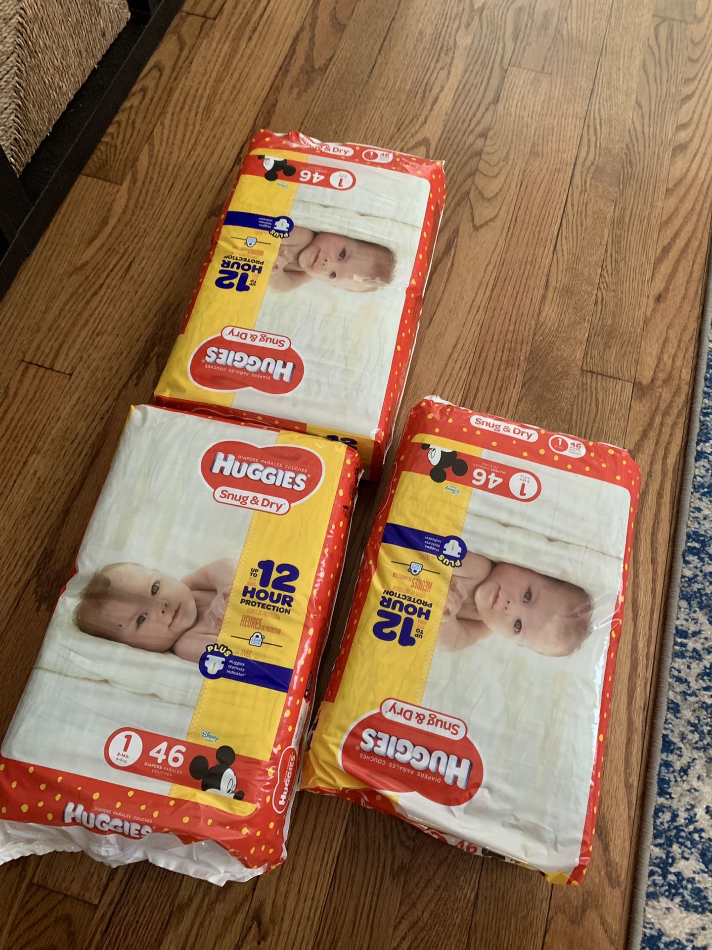 HUGGIES Snug & Dry Diapers, Size 1