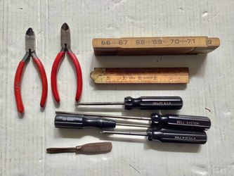 Vtg. Telephone Company Bell South Hand Tools Folding Ruler Pliers Screwdrivers “Pioneers & Leaders”