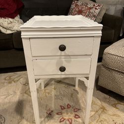 Antique nightstand/side table