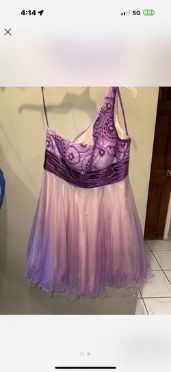 purple dress