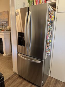 Refrigerator 