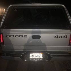 Dodge Dakota Camper Shell 