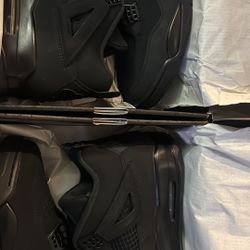 Air Jordan 4 Retro “Black Cat” Size 13