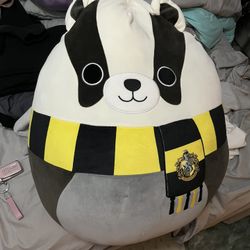 NWT Hufflepuff Squishmallow SF/PF Home