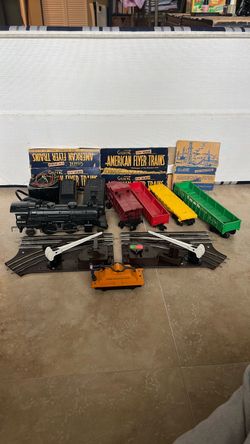 1950’s GILBERT AMERICAN FLYER COMPLETE Train set