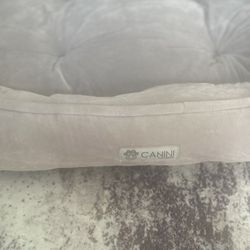 Canini Dog Bed