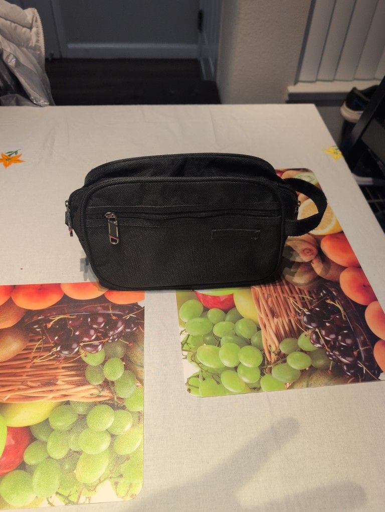 Toiletries Bag (Van Heusen)