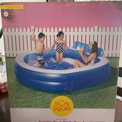 Family Pool  With  Bench