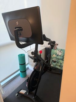 2021 Peloton Bike+ – Like New Condition, Includes Fan – Hartsdale, NY