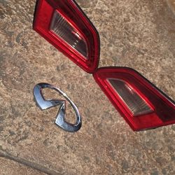 Infinity G37 Logo And Tail Lights 
