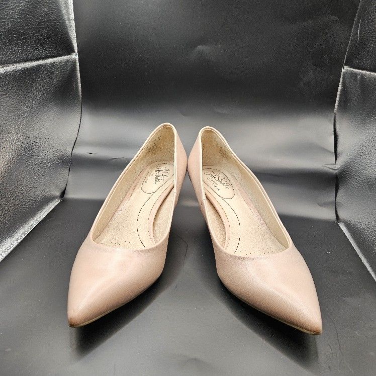 Life Stride Pink Flats Sleek Minimalist Design