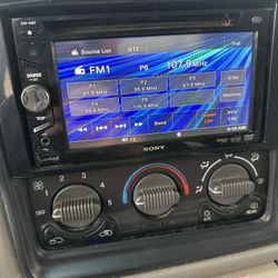 Sony Bluetooth double din xav-64bt car stereo cd dvd