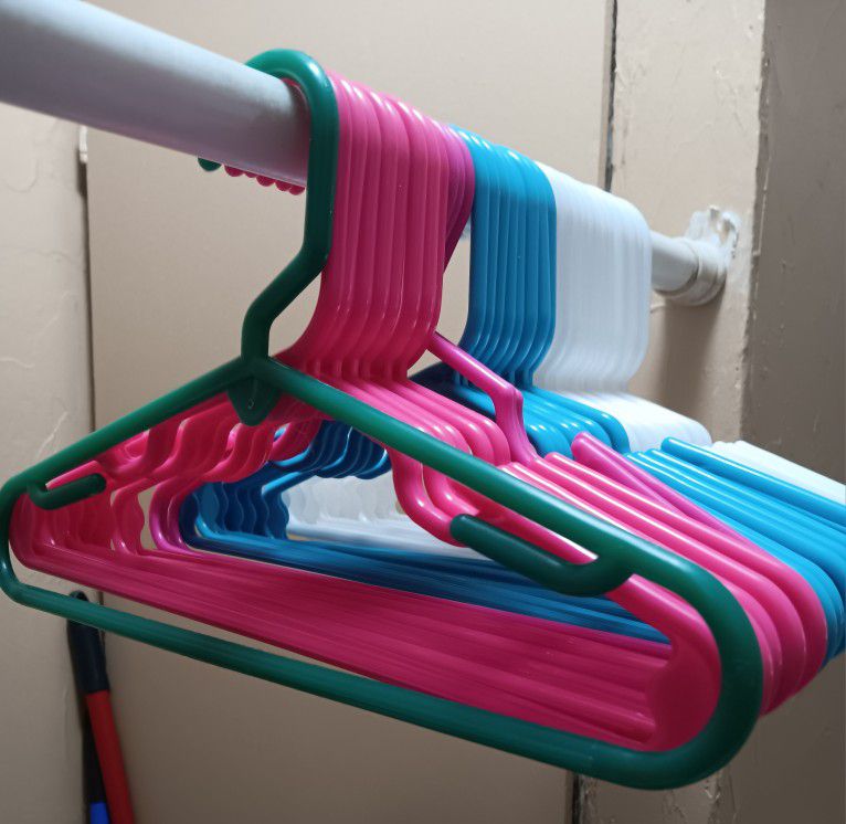 KID'S CLOTHING HANGERS FOR SALE!!