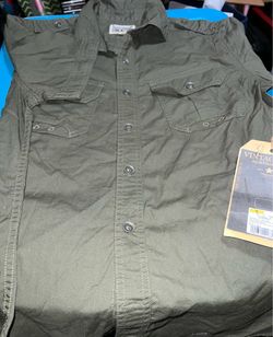 New. Mens Small converse casual shirt