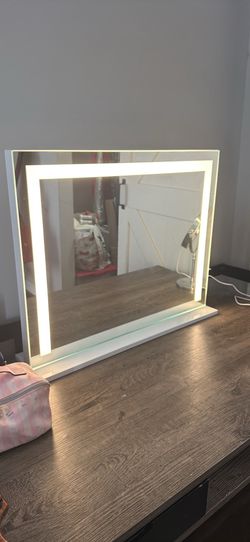 vanity mirror