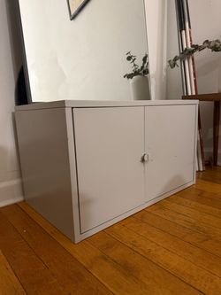Metal Storage Cabinet - light grey