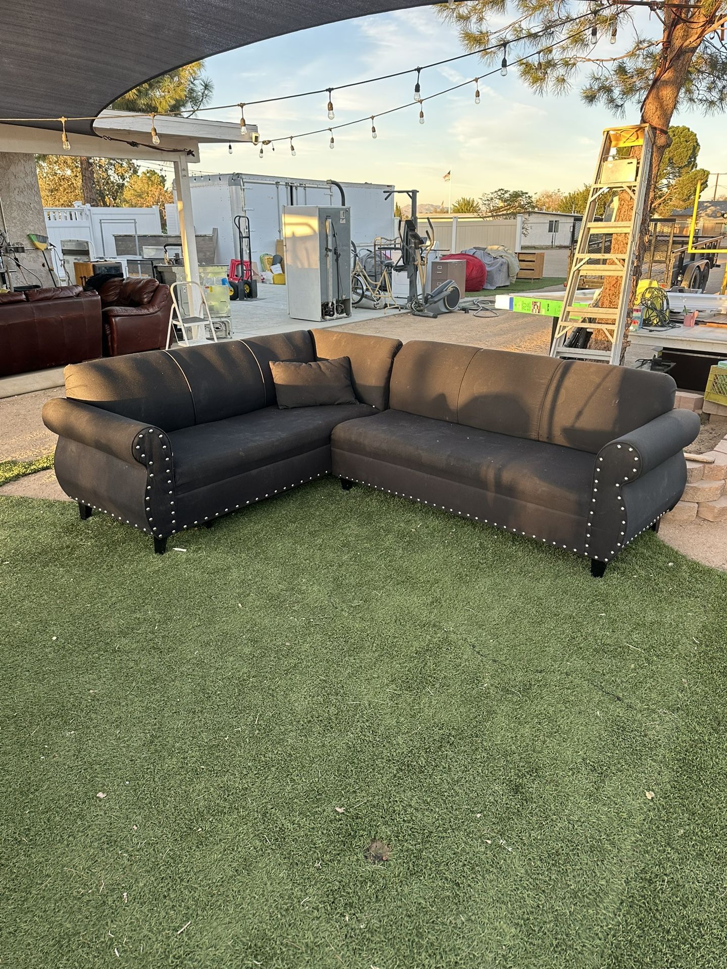 (2) Piece Set Of Black Couches (Very Dirty)