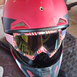 Motorcycle helmet with glasses 