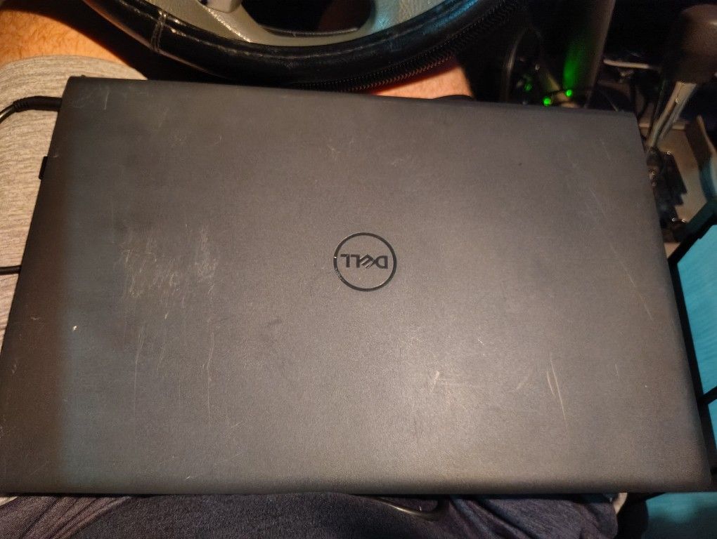 Inspiron 15 3000