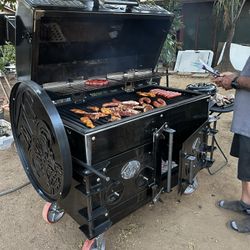 2 In 1 BBQ ( Santa Maria/ Smoker Hybrid ) - Grill - Smoker - BBQ - Barbecue - Live Fire 