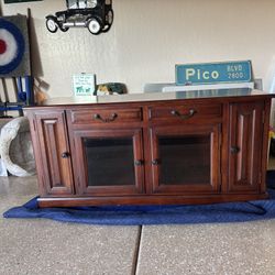 TV cabinet