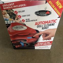 Grill cleaning robot