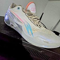 Size 12 Li-Ning Way of Wade 808 3 Ultra 'Family Love' basketball shoes