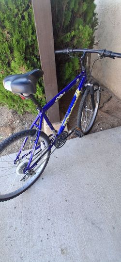 BMX BIKE