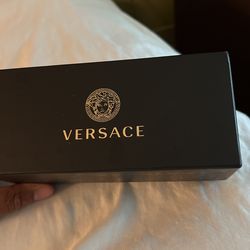 Versaces Glasses