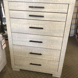 Cheast Five drawers