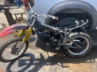 Yz400