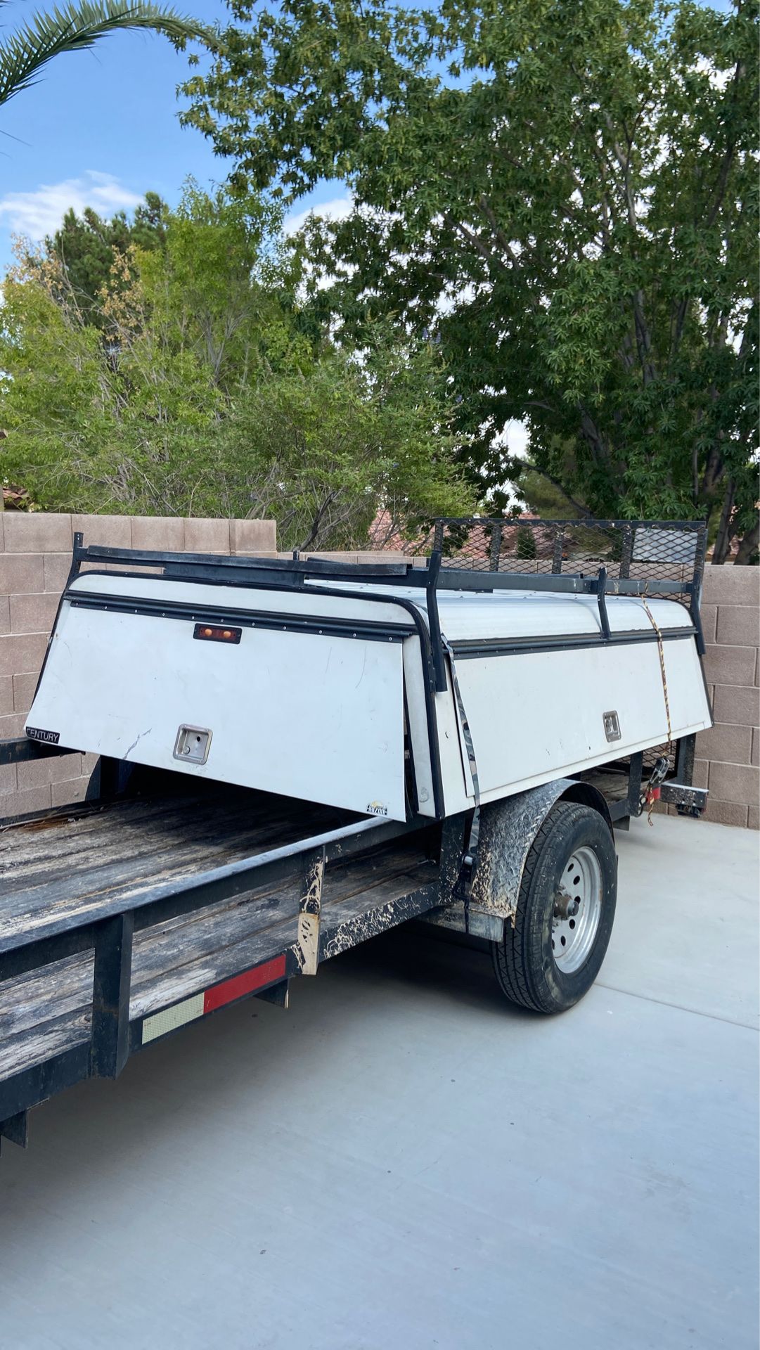 White camper for long bed truck