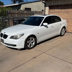 2008 BMW 528i