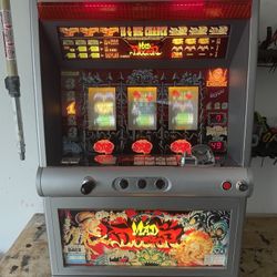 $.25 Mad Doctor Slot Machine