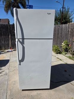 Whirpool fridge works great