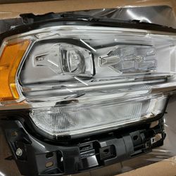 Dodge Ram 2500 3500 Headlight 