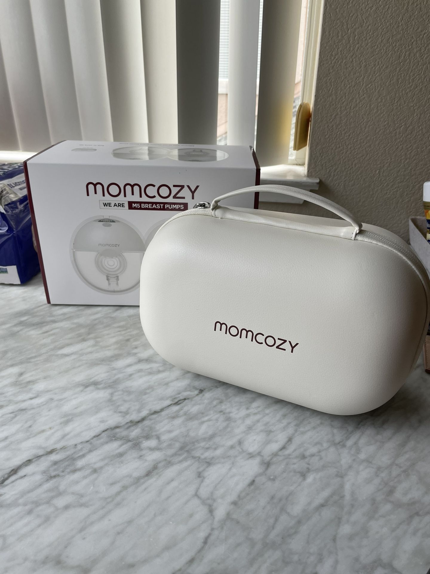 Momcozy All-in-one M5 Wearable Breast Pump (Double) In Lilac