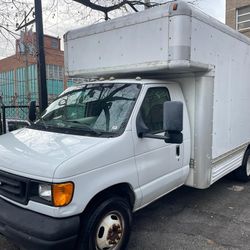 2007 Ford E450