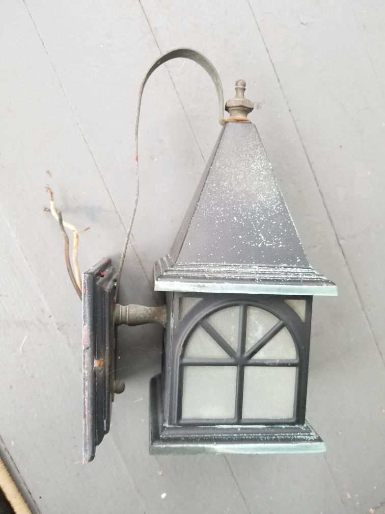 Vintage porchlight